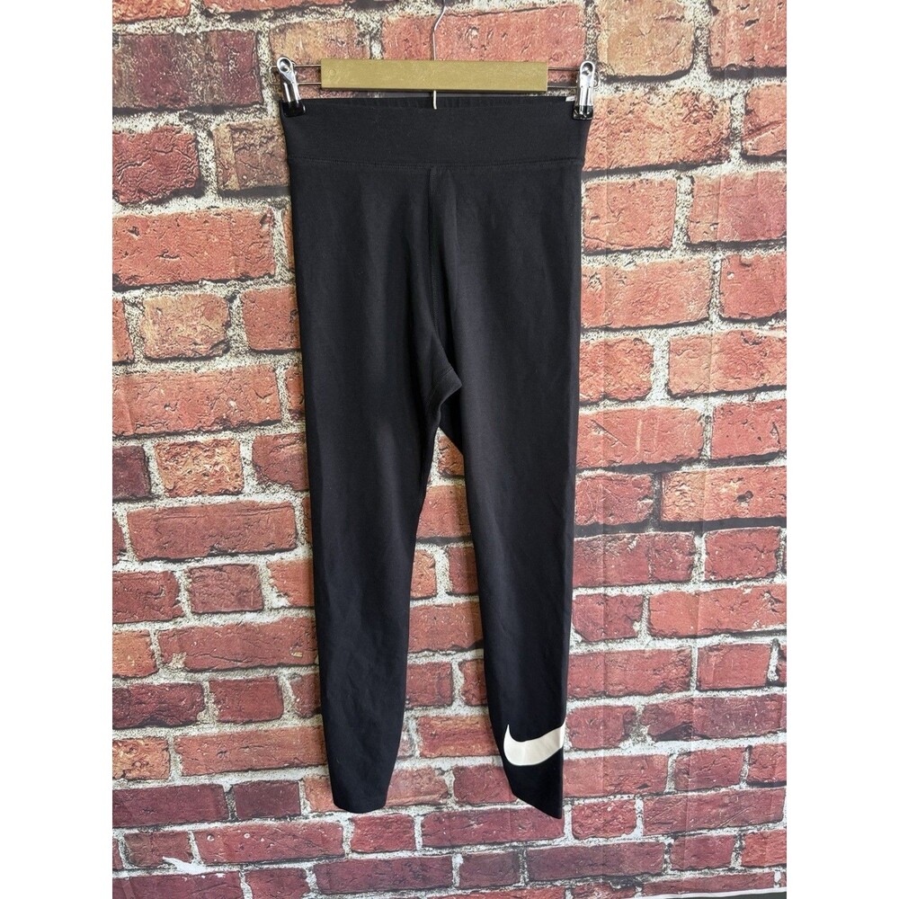 Nike Womens Black Cropped Athletic Workout Leggings Size Medium Swoosh Graphic